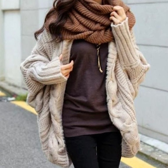 Zara Sweaters - Zara Oversized Knit Cardigan